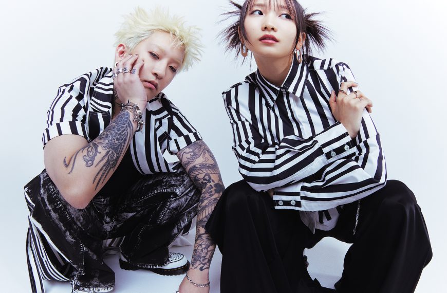 YOASOBI明年2月來台開唱　11/1起實名登記抽選